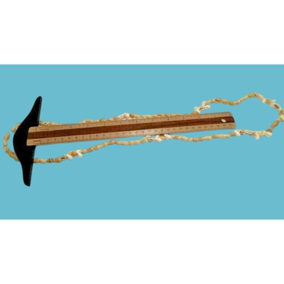 Shell Bead Necklace White Tan Tiki Beachy Tropical Coastal Crafts 38 inch - Picture 4 of 5